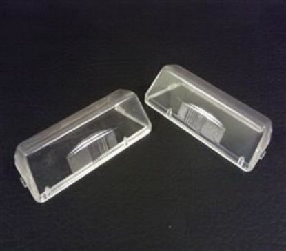 Picture of REAR NUMBER PLATE LIGHT LENSES PAIR STAG MK1/SPITMKIV/1500/GT6MK3/TR6(518031-2)