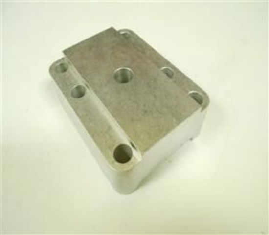 Picture of REAR SPRING LOWERING BLOCK ALLOY 1 INCH(REQUIRES 131008LONG DIFF STUDS)(SSP3)