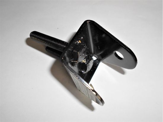 Picture of REAR RADIUS ARM PIVOT BRACKET L/H 73 ONWARDS(159842)