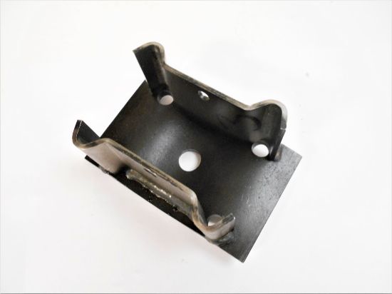 Picture of REAR SPRING UPPER MOUNTING BOX IV/1500(159641)