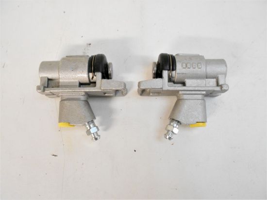 Picture of WHEEL CYLINDER PAIR LATE MK3 SELF ADJUST BRAKES(JPG400)