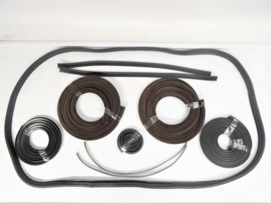 Picture of BODY RUBBER SEALS KIT BROWN DOOR SEALS(JPS750-1)