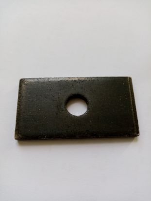 Picture of SPARE WHEEL SECURING HOOK MOUNTING PLATE(611875)