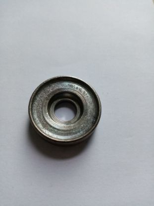 Picture of OIL FILTER CANISTER WASHER USED(516881) 