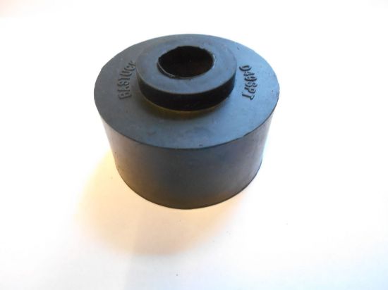 Picture of DIFFERENTIAL MOUNTING UPPER RUBBER(133568)