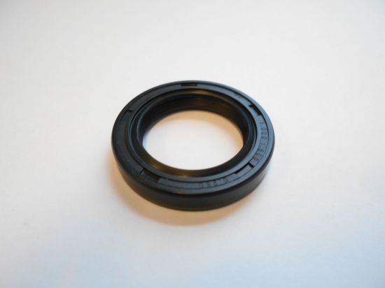 Picture of FRONT GEARBOX OIL SEAL SPIT 1500 LATE FROM GERBOX FR33415/GT6/VITESSE/TR7 4 SPEED(132292)