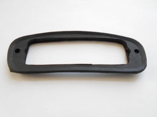 Picture of SIDE LAMP BACKING GASKET HERALD/VITESSE (122229)