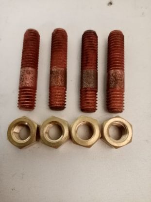 Picture of EXHAUST MANIFOLD TO DOWNPIPE STUDS/NUTS KIT(JPX498)