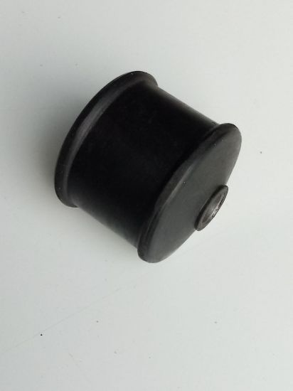 Picture of REAR LOWER SUSPENSION ARM BUSH(ULC1580)