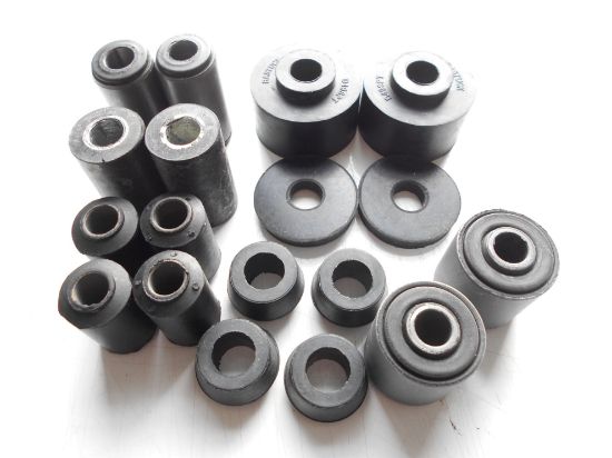 Picture of REAR SUSPENSION BUSH KIT RUBBER ROTOFLEX (JPR308)