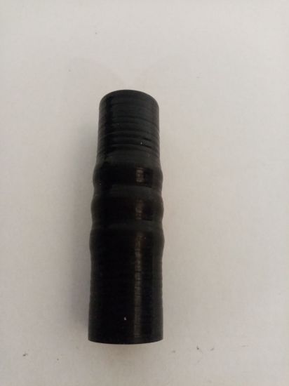 Picture of RADIATOR TOP HOSE SILICONE(GRH533SIL)